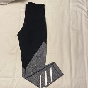 Athletic leggings